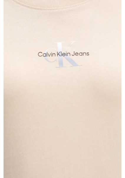 Pamuklu Slim Fit Bisiklet Yaka Logolu T Shirt J20J225252AEA Bayan T Shirt J20J225252 Aea indirimleri