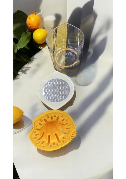 Çok Işlevli/ Pratik 4'ü 1 Arada Narenciye Limon Sıkacağı, Rendeli - Ölçekli Narenciye Limon Sıkacağı