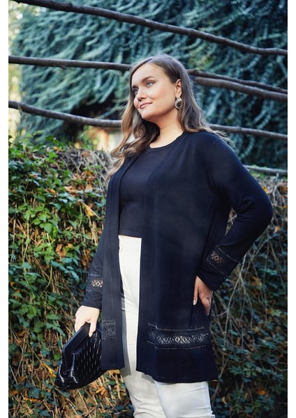 Büyük Beden Esnek ve Rahat Kolu Dantel Detaylı Hırka modelleri