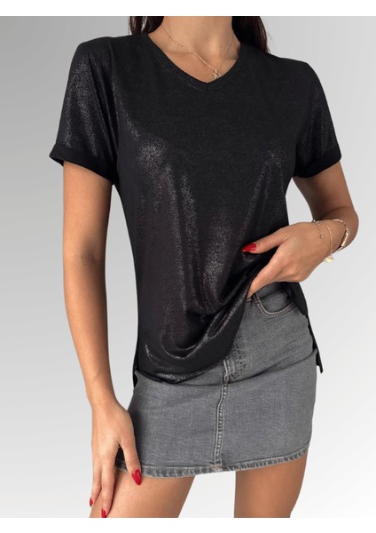 Siyah Renk Parlak V Yaka Kısa Kollu Basic Tshirt