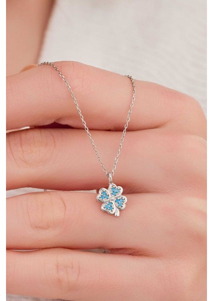 925 Ayar Gümüş Aqua Taşlı Yonca Kadın Kolye