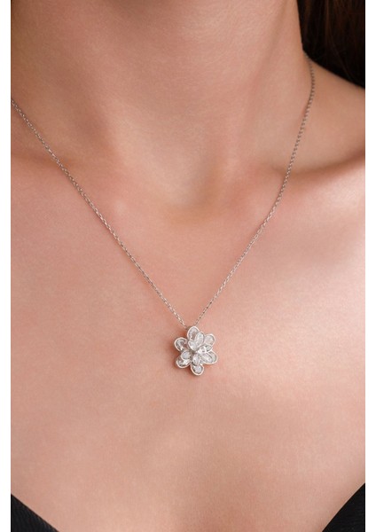 925 Ayar Gümüş Beyaz Lotus Çiçeği Kolye modelleri