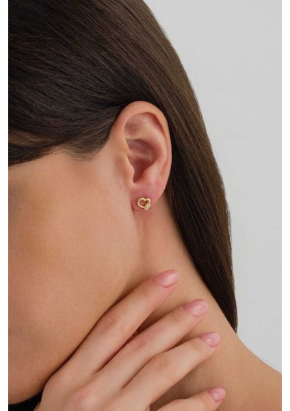 925 Ayar Gümüş Şık Tasarım Taşlı Kadın Kalp Küpe fiyatları