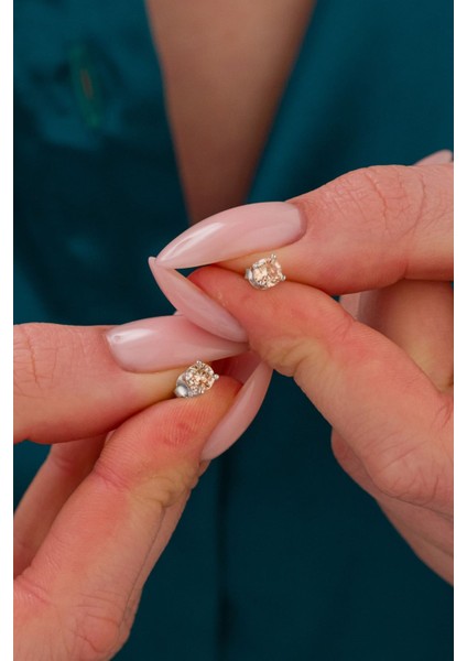 925 Ayar Gümüş Pırlanta Montür Sarı Taşlı Tektaş Küpe