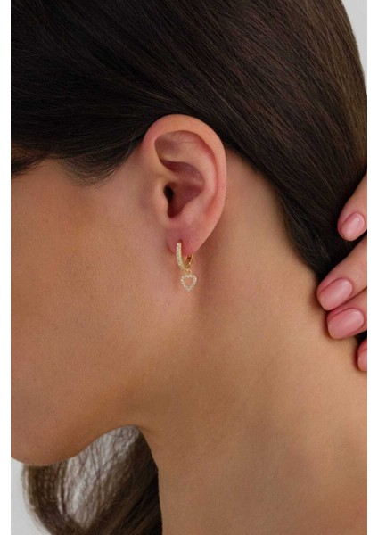 Kadın 925 Ayar Gümüş Sallantılı Kalp Detaylı Zirkon Taşlı Halka Küpe