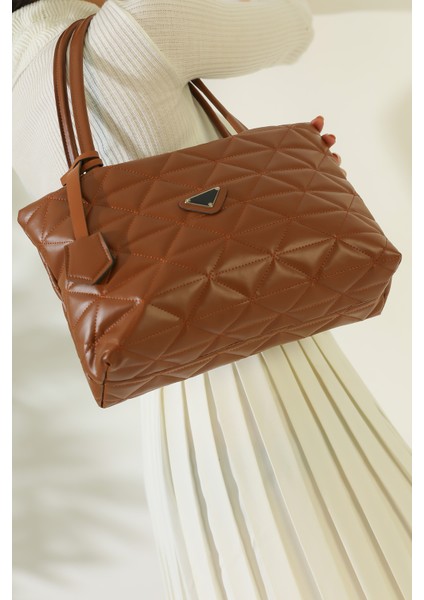 Fermuarlı Kapitone Kadın Omuz Çantası fiyatları