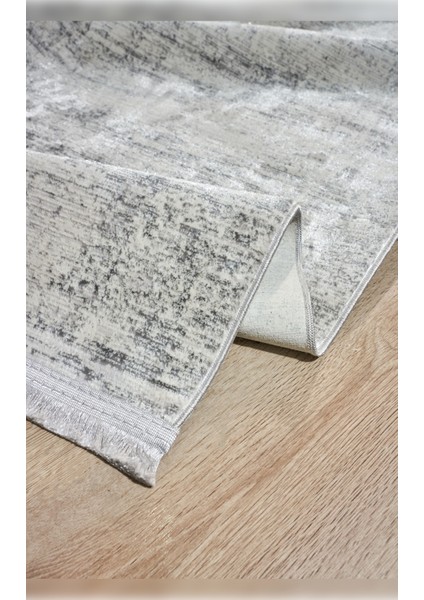 Halı Riena 1161 Gri Yumuşak Dokulu Yıkanabilir Ince Kadife Dokuma Taban Saten Bambu Halı