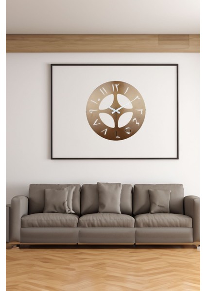 Modern metal duvar saati, 40x40 cm, şık ve sessiz mekanizmalı. fırsatları