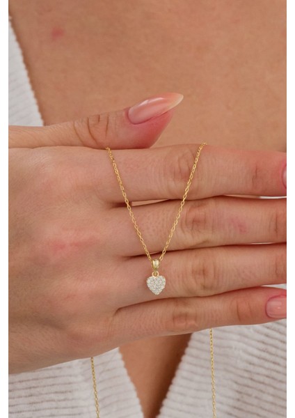 925 Ayar Gümüş Taş Işlemeli Kadın Kalp Kolye fırsatları