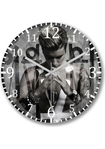 Beyaz yuvarlak duvar saati, 30x30 cm, şık ve modern tasarım