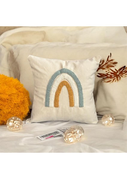 Gökkuşağı Desenli, Punch Işlemeli Kırlent Kılıfı 40 cm x 40 cm