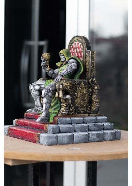 Dr.doom Marvel Film Figürü fiyatları