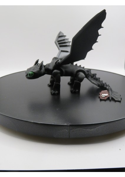 Flexi Gecenin Öfkesi (Night Fury) – Dişsiz (Toothless) Ejderha Figürü | Hareketli Kanatlar & 3 Parça Modüler Tasarım 🖤