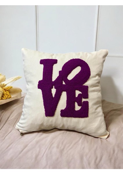 Love Punch Işlemeli Kırlent Kılıfı 40 x 40