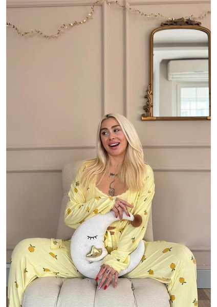 Sarı Citrus Charm Desenli Sabahlıklı Marlenka Pijama Takımı