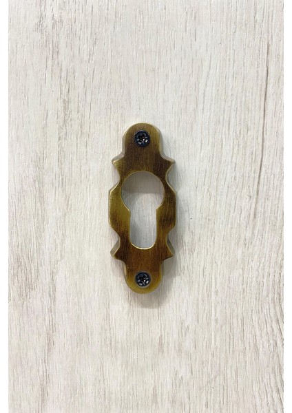 Pirinç Döküm Antik Sarı Rengi 8 cm Kilit Rozeti