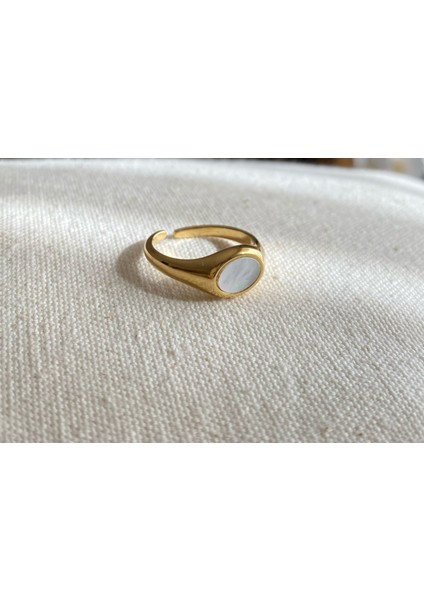 Çelik Ayarlama Yuvarlak Sedef Gold Yüzük