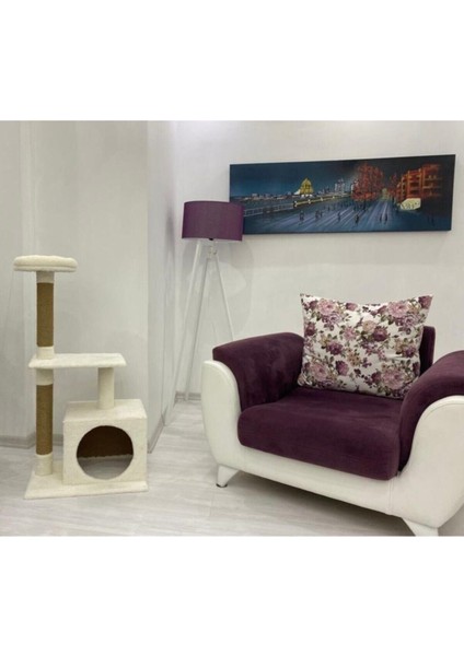 Beyaz Kedi Tırmalama ve Oyun Evi Platformu, keyifli ve rahat alan sağlar. TR Menşei modelleri