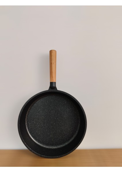 Granit Döküm 32 cm Kızartma Tavası Cam Kapaklı