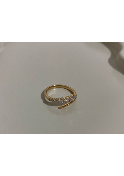 Ayarlamalı Küçük Damla Taşlı Rose Yüzük modelleri