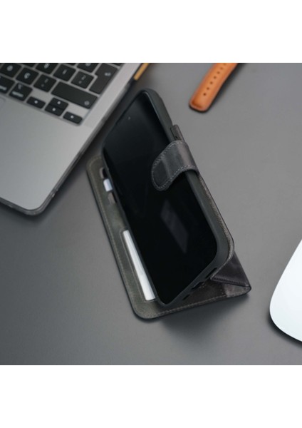 Mıknatıslı Ayrılabilir Cüzdanlı Gri Renk Kişiselleştirilebilir Apple iPhone 15 Plus Telefon Kılıfı