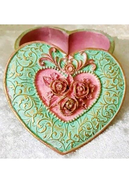 Gül Kabartmalı Kalp Kutu Silikon Kalıp K-356