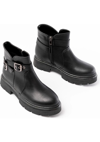 Siyah Toka Aksesuarlı Fermuarlı Günlük Kadın Bot