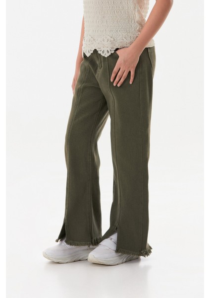 Beli Lastikli Paçası Püsküllü Yırtık Detaylı Kız Çocuk Pantolon fırsatları