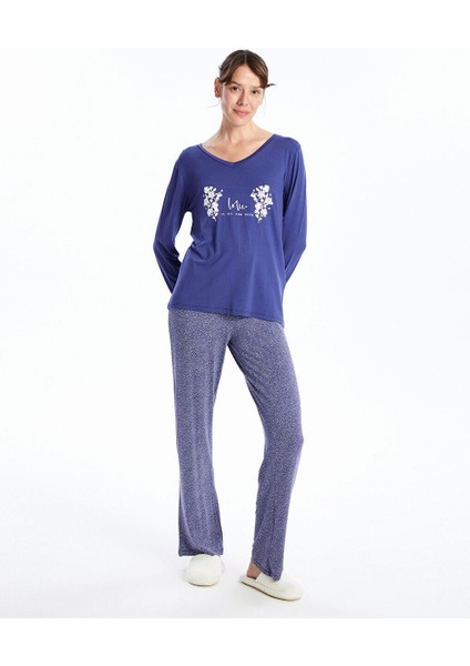V Yaka Baskılı Uzun Kollu Kadın Pijama Takımı