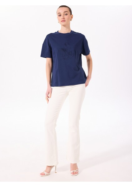 Bisiklet Yaka Nakışlı Lacivert Kadın T-Shirt F5SL-TST0111 fiyatları