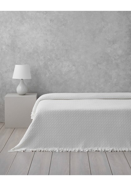 Noble Elegance Jakarlı Fırfırlı Çift Kişilik Pike 200 x 220 cm Beyaz