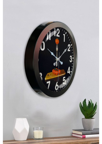 Modern siyah metal duvar saati, 36x36 cm, şık ve kullanışlı tasarım. fırsatları