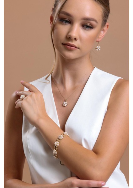 Birinci192614 Ayar Altın 4 mm Piramit Model Doğal İnci Küpe