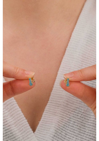 925 Ayar Gümüş Gold Çivili Mavi Taşlı Kedi Küpe modelleri