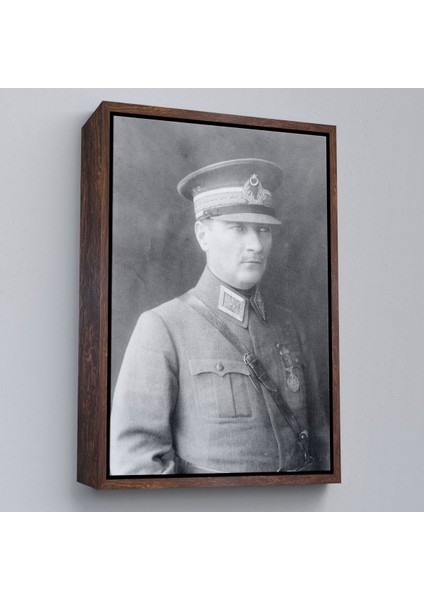 Çerçeveli Atatürk Portre Tablosu Mustafa Kemal Atatürk Dikdörtgen Dekoratif Kanvas Tablo-75