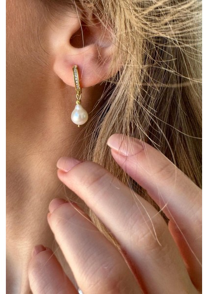 925 Ayar Gümüş Zirkon Taşlı Halka Kilitli Doğal Damla İnci Küpe Kolye Bileklik Üçlü Set indirimleri