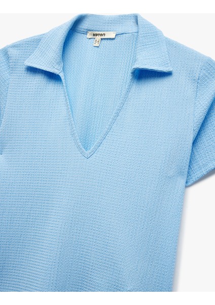Regular Fit Dokulu Kısa Kollu V Polo Yaka Tişört