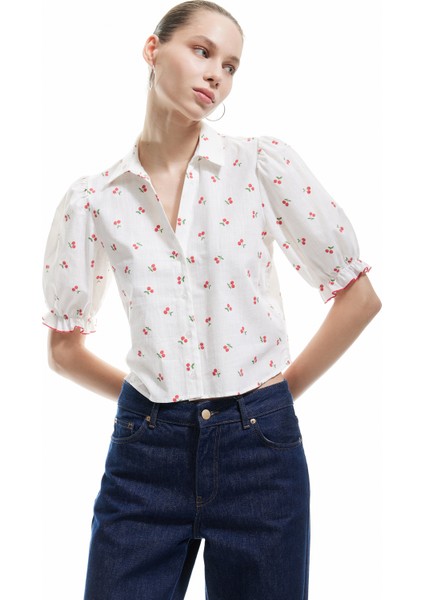 Düğmeli Kiraz Detaylı Kısa Balon Kollu Gömlek fiyatları