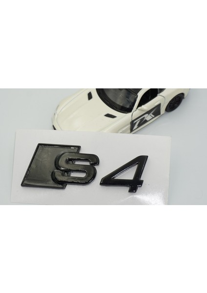 S4 Siyah 3m Bagaj Logo Audi Ile Uyumlu