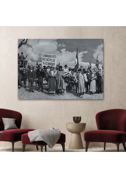 Biz Cumhuriyeti Böyle Kazandık TABLOSU-6574 fiyatları