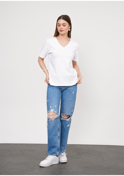 Regular Fit V Yaka Kadın T-Shirt