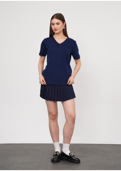 Regular Fit V Yaka Kadın T-Shirt