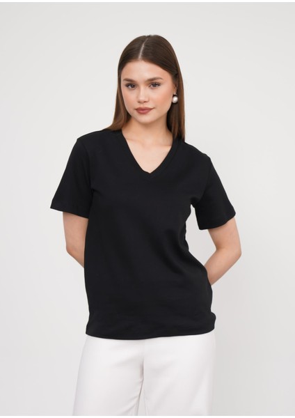 Regular Fit V Yaka Kadın T-Shirt indirimleri
