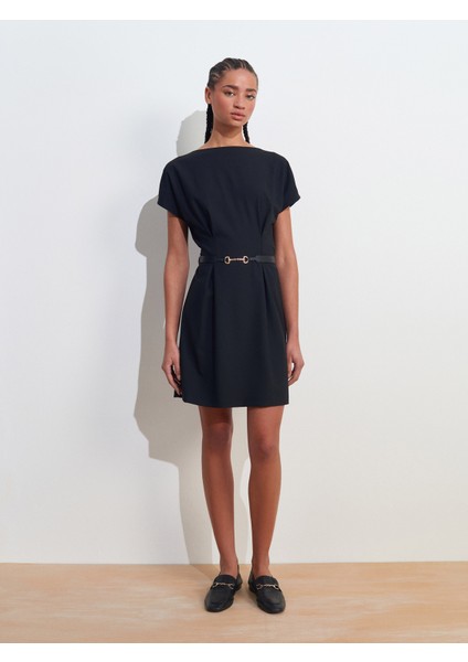 90914 Kayık Yaka Kep Kollu Elbise-Siyah modelleri