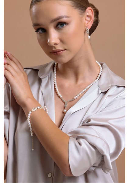 14 Ayar Altın 6 mm Yaprak Detay Taşlı Doğal Inci Bileklik fırsatları