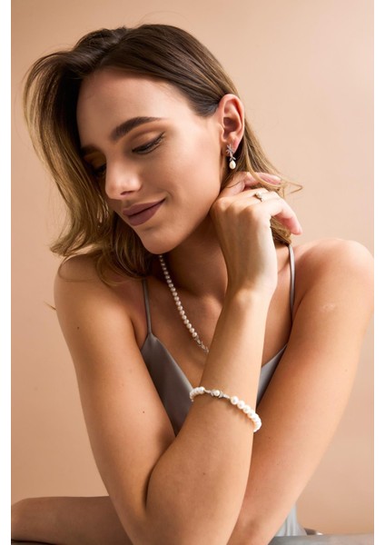 14 Ayar Altın 7 mm Yaprak Modeli Doğal Inci Bileklik modelleri