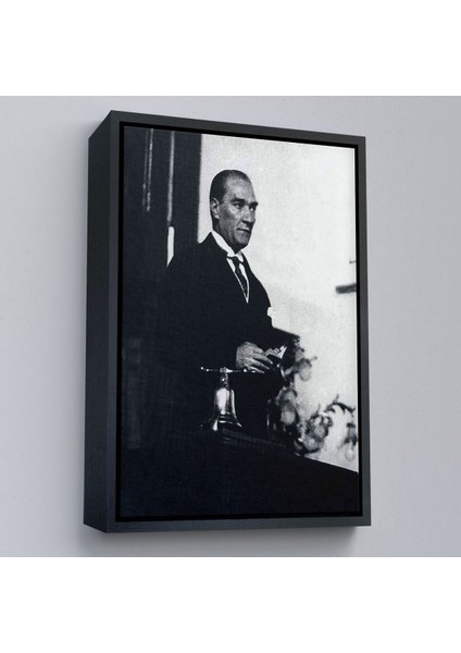 Çerçeveli Atatürk Portre Tablosu Mustafa Kemal Atatürk Dikdörtgen Dekoratif Kanvas TABLO-148
