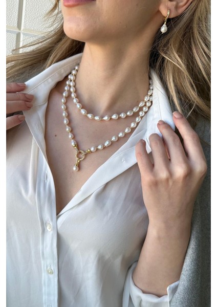 925 Ayar Gümüş Zirkon Taşlı Halka Kilitli Doğal Damla Inci Küpe Kolye Ikili Set fiyatları