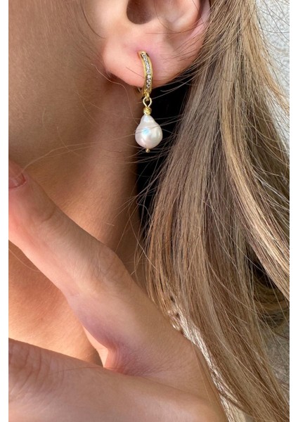 925 Ayar Gümüş Zirkon Taşlı Halka Kilitli Doğal Damla Inci Küpe Kolye Ikili Set indirimleri