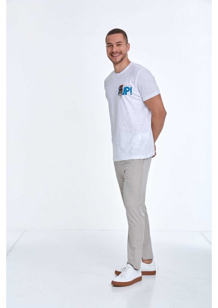 Enara Baskılı Erkek Tişört Beyaz fırsatları